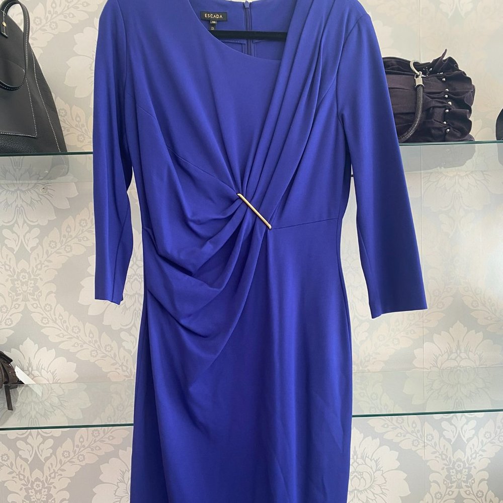 ESCADA Blue Gathered Front 3/4 Sleeve Sheath Dress